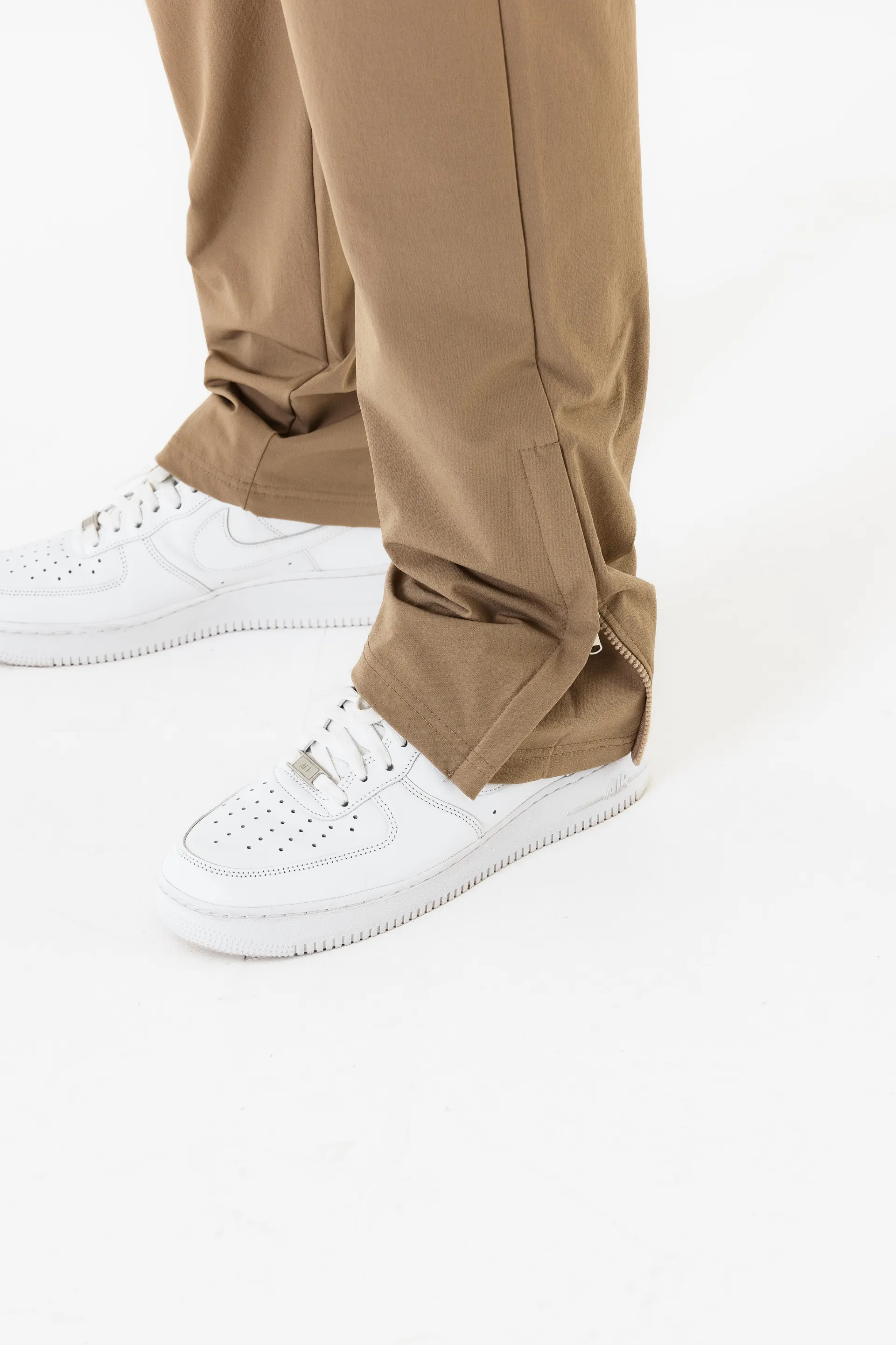 Benjart Nylon Pants - Sand