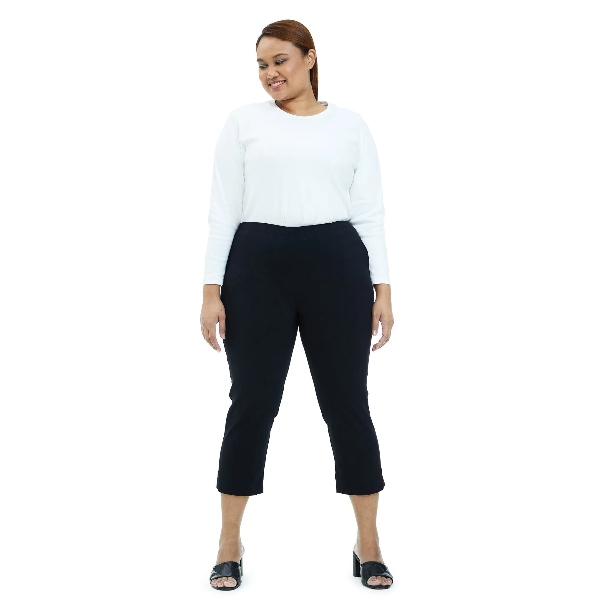 Signature Ultra-Stretch Cropped Pants